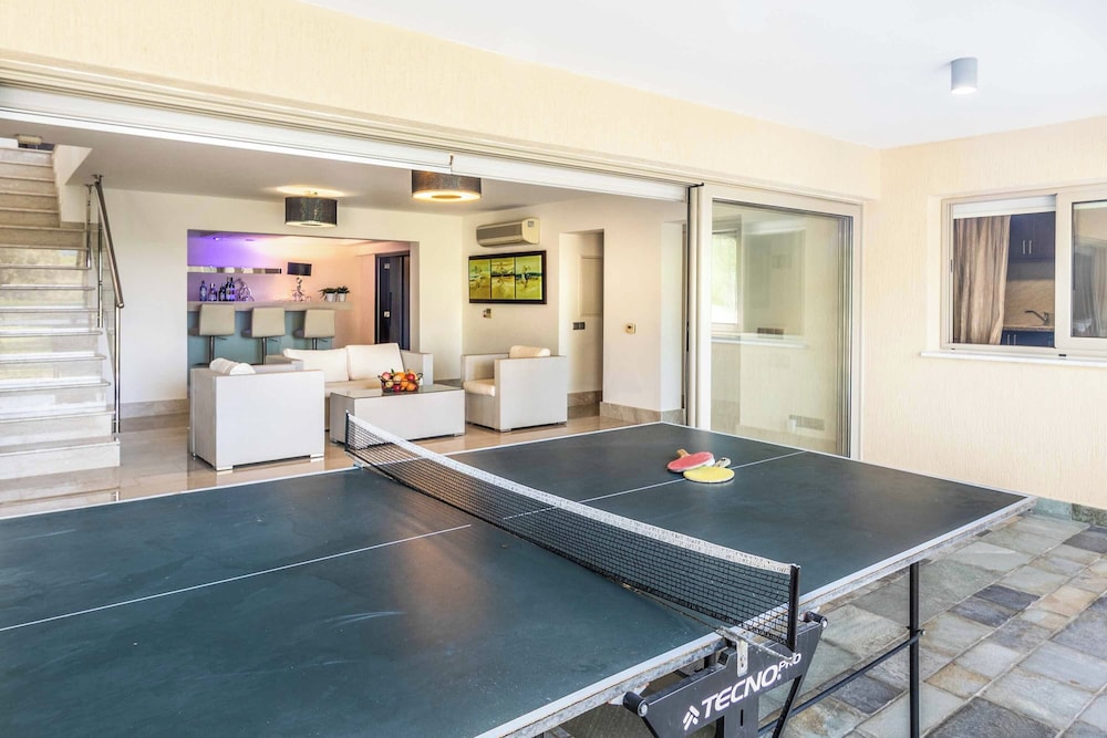 Harmonia Beach Villa