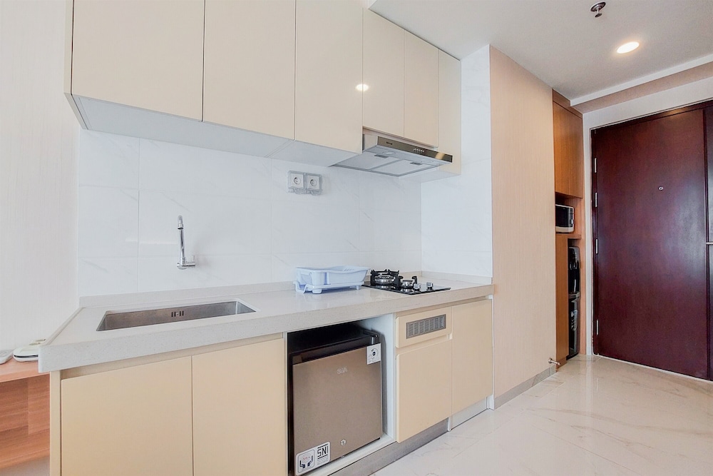 Well Furnished And Nice Studio Sky House Bsd Apartment