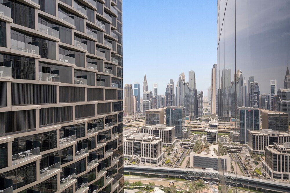 2BR Pool with Burj Khalifa View