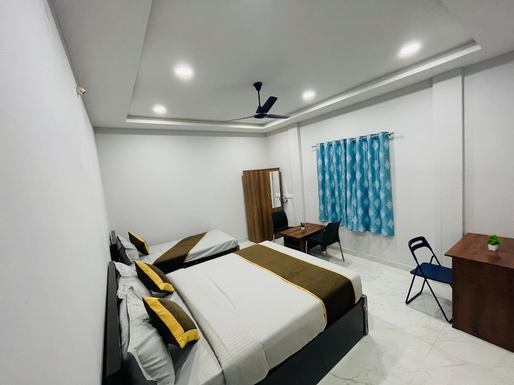 Bluefin Rooms