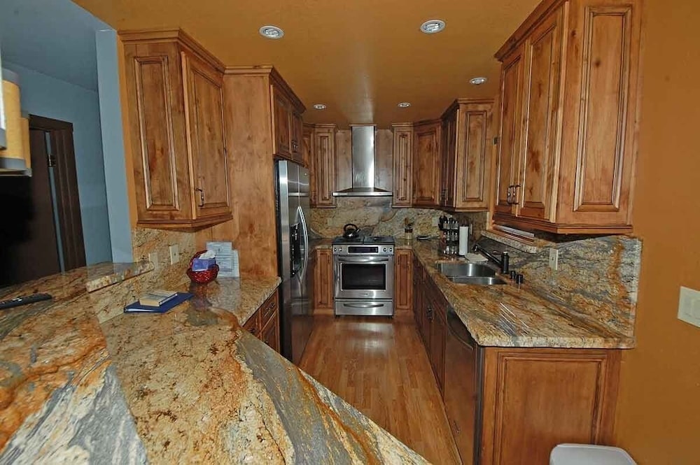 584 Alpine Drive 4 Bedroom Home