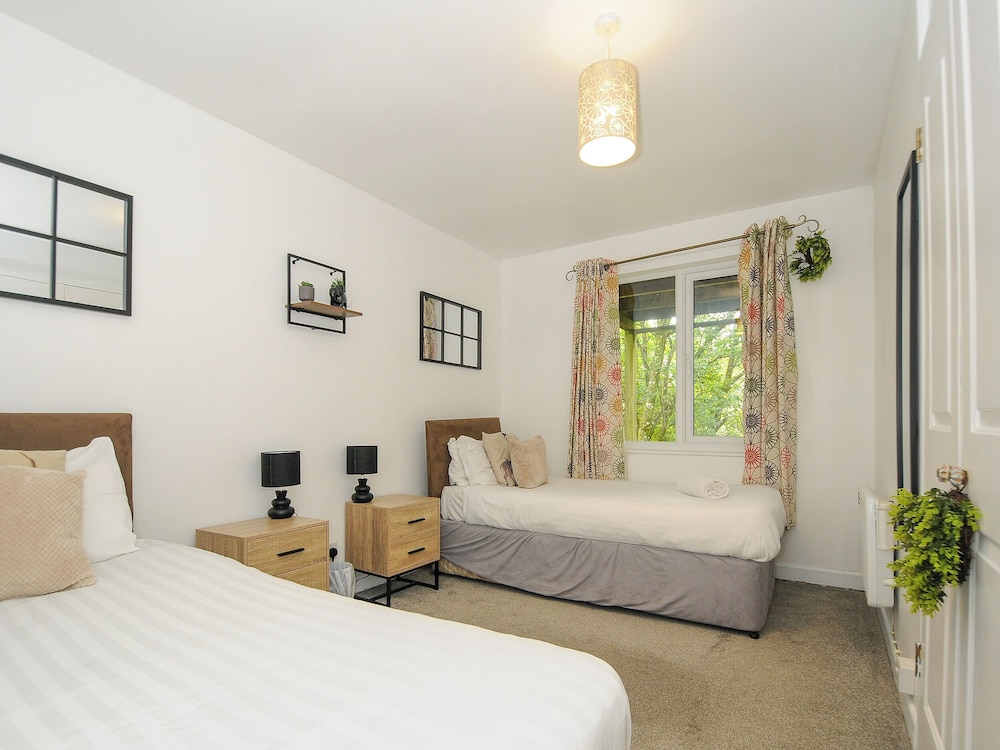 Valley Lodge 20