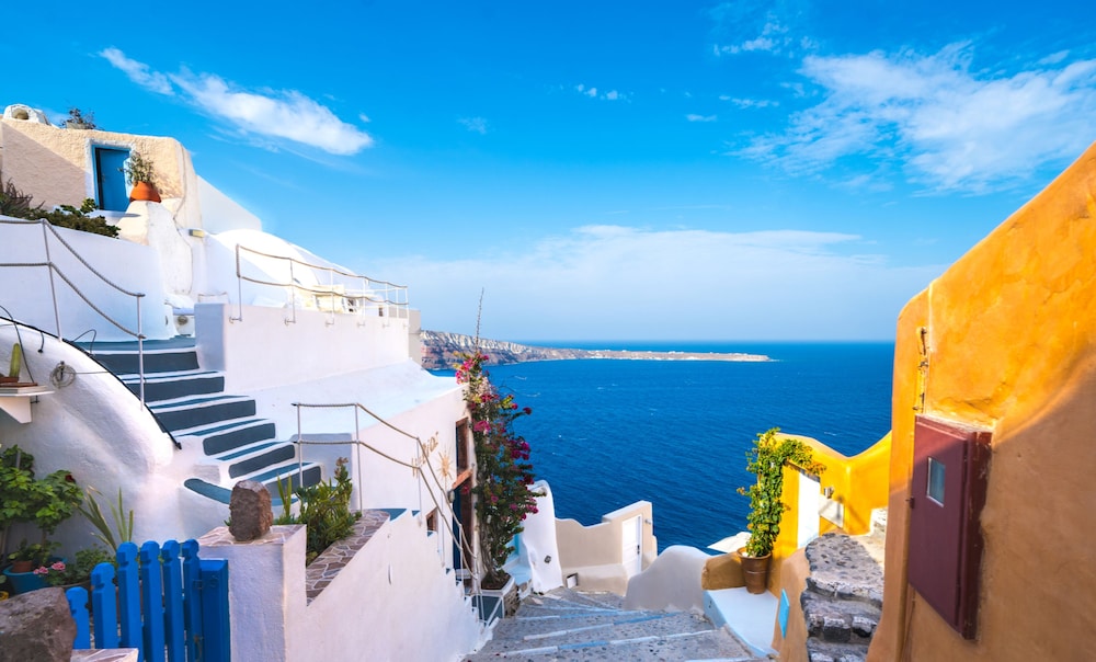Santorini Paradise
