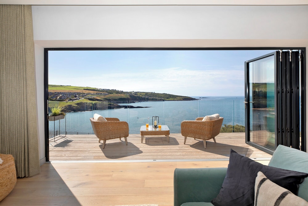 Bovisand Harbour by Smart Welcomes
