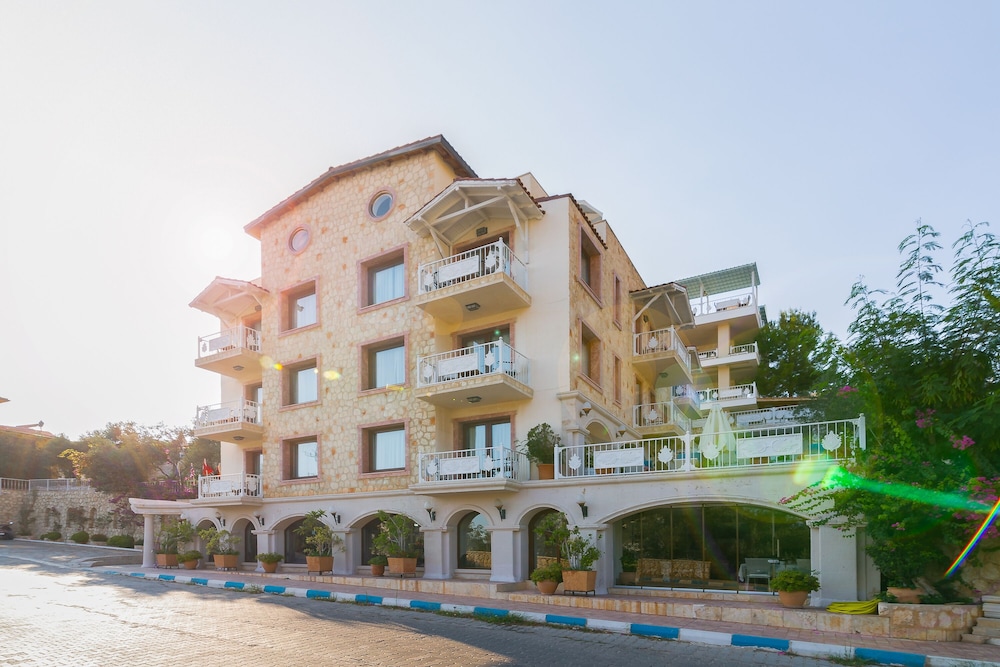 Kalkan Oasis Hotel - Adults Only