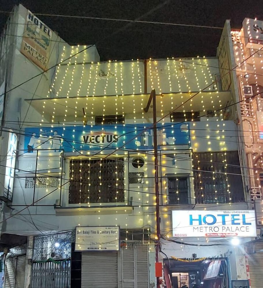 Hotel Metro Palace Hapur
