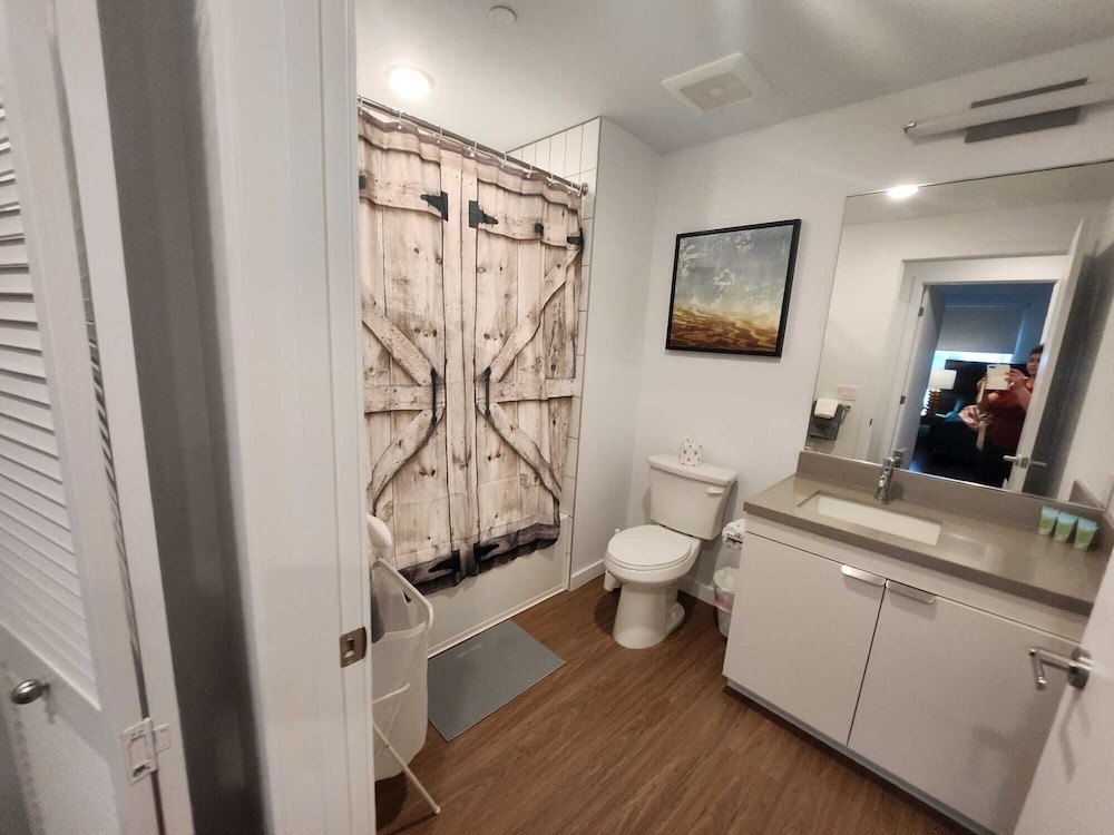 Premier Apts in Vibrant Downtown LA