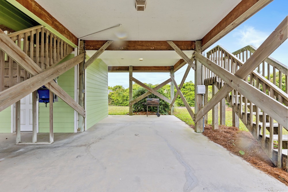 Lowe Tide by Topsail Realty