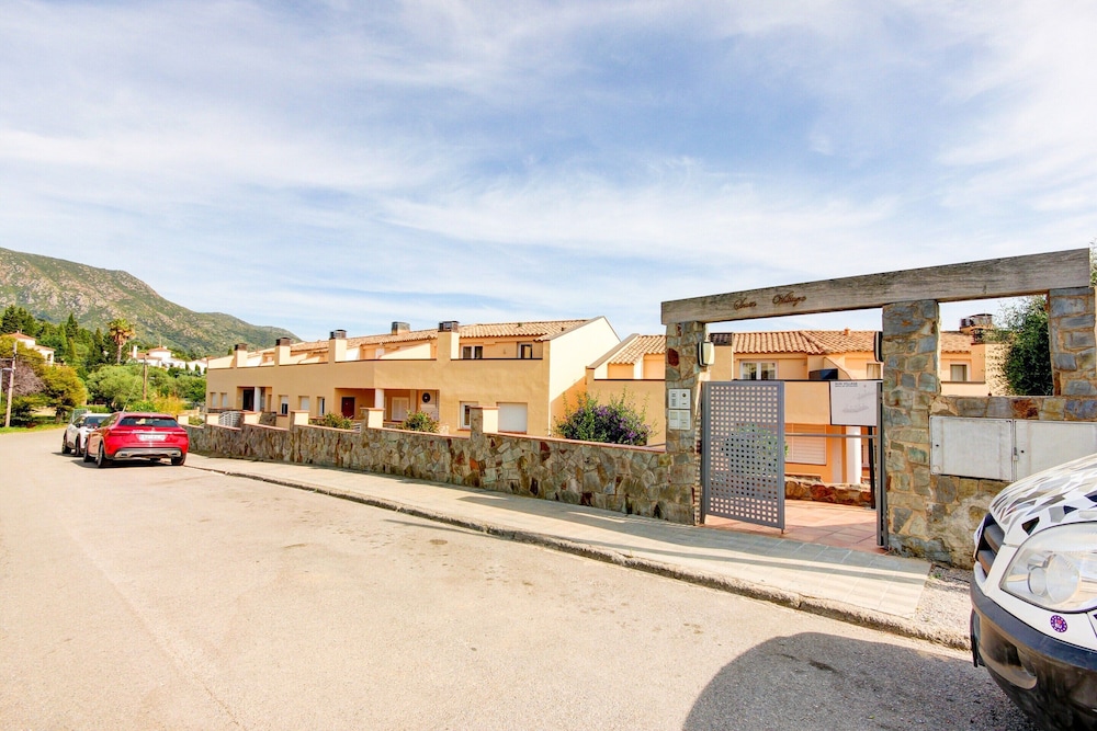 Nice Getaway Near Cap de Creus