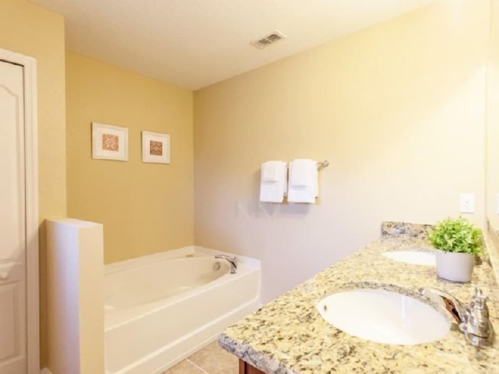 Fv50149 - Calabria - 5 Bed 4 Baths Villa - Image 2