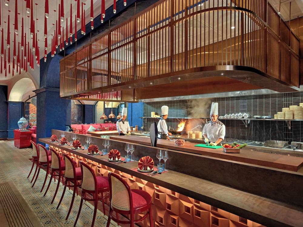 Mövenpick Hotel Hanoi Centre 36