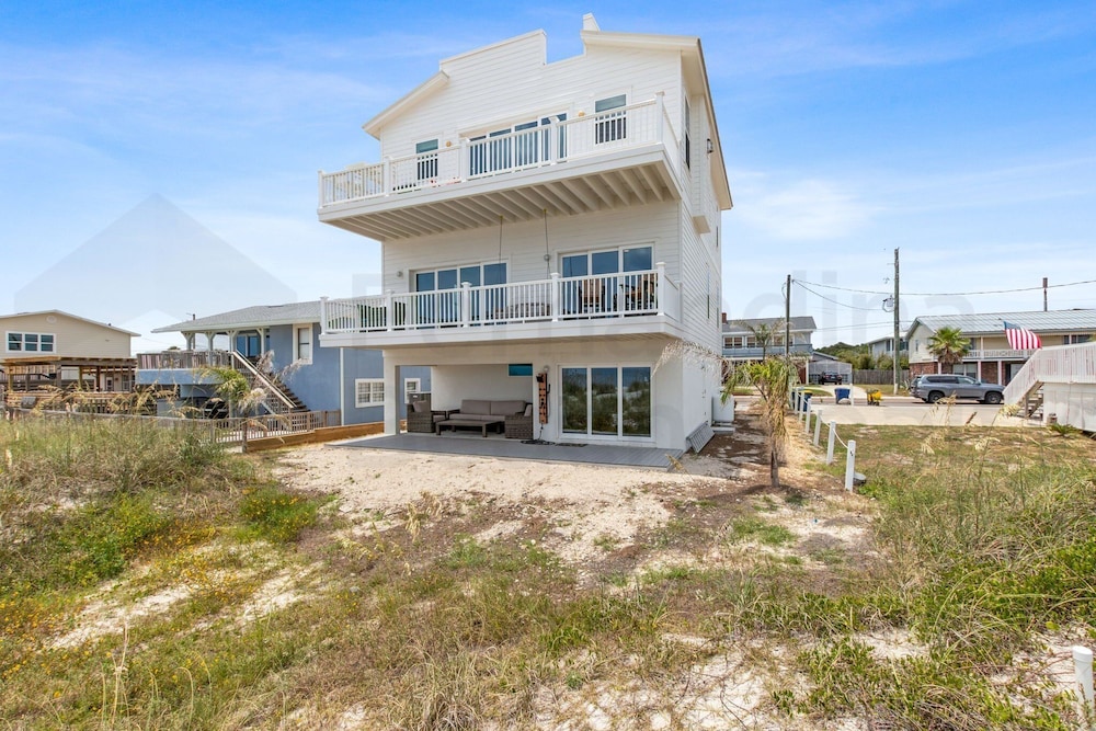 1088 S. Fletcher Ave 5 Bedroom Home