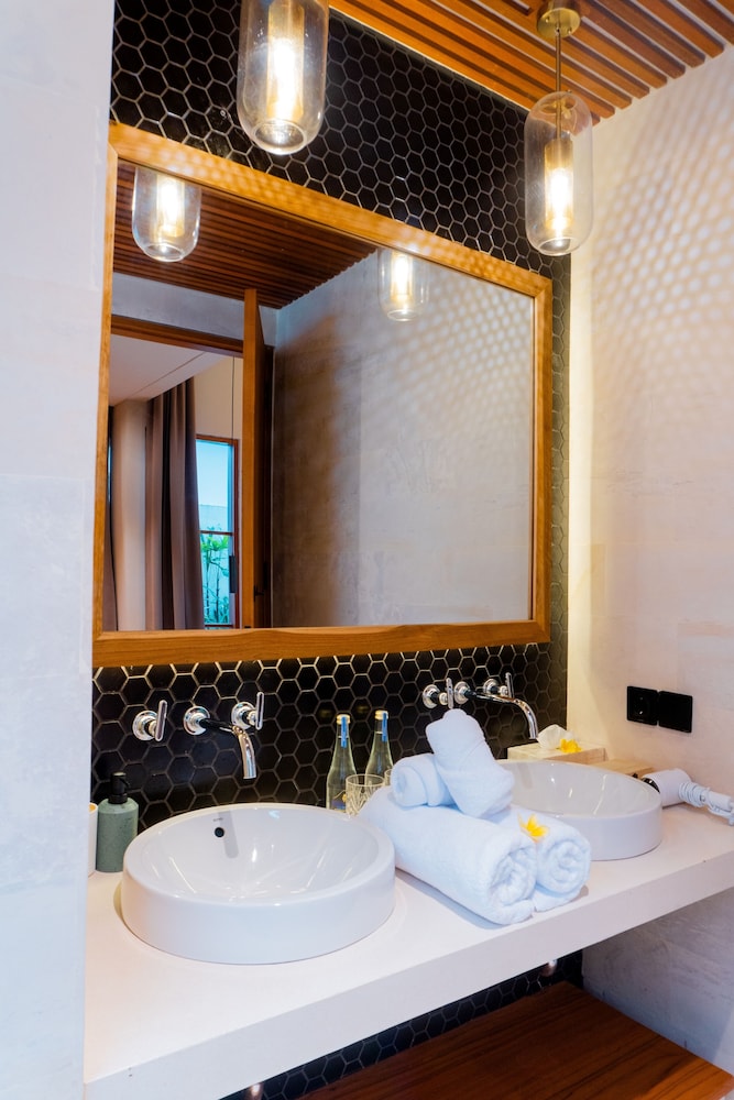 Ersanea Villas Seseh