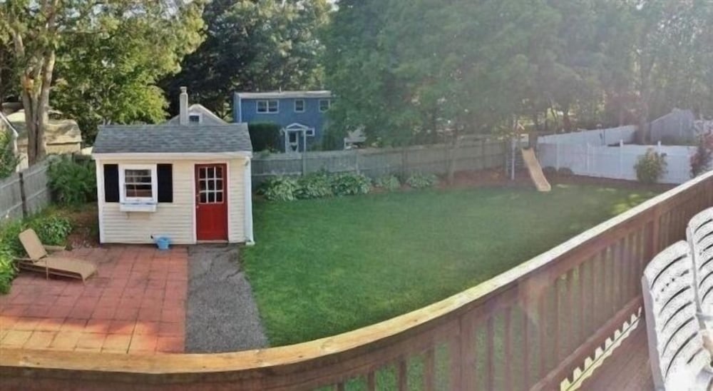 Charming East Falmouth Home: Walk to Private Beach