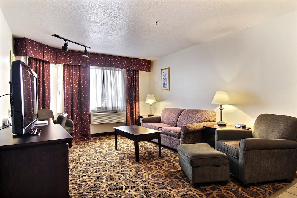 Premier Extended Stay Hobbs view 3