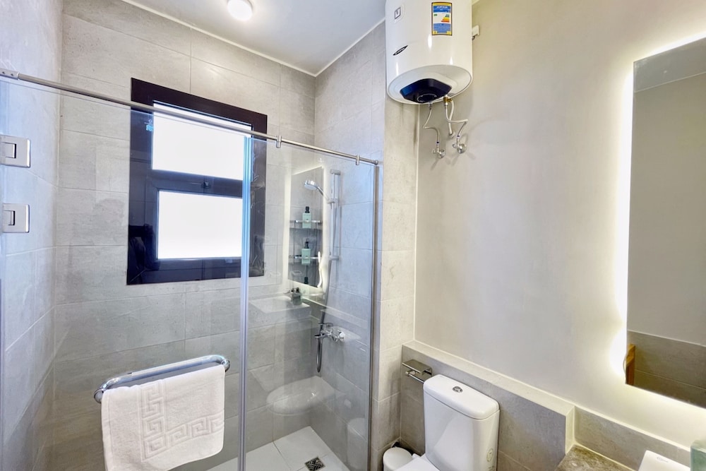 Xuru Stays I Genial 2 BDR w / Pool Access @ Cyan El Gouna