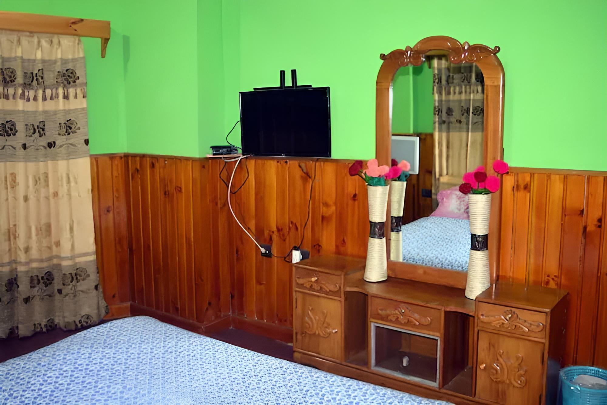 Riverside Duplex Guest House view 4