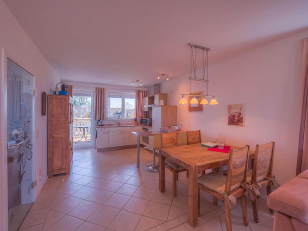 Apartment in Rechin Right on the Water