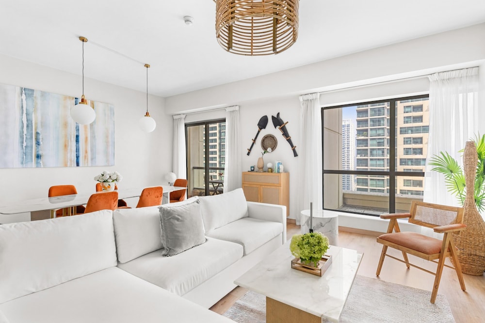 2BR Escape With Panoramic Marina Views in JBR