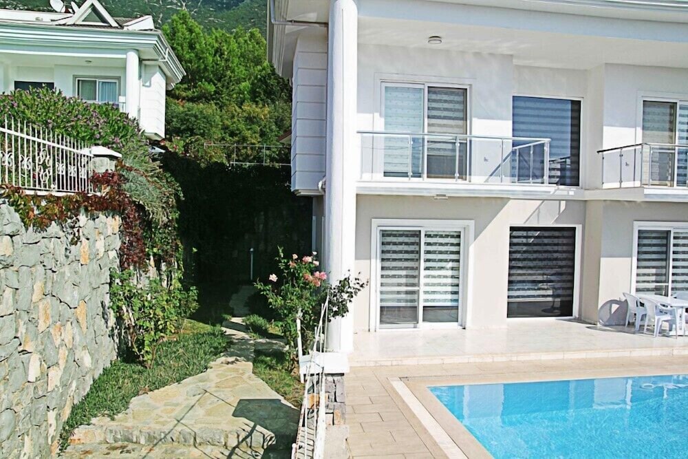 Photo 29