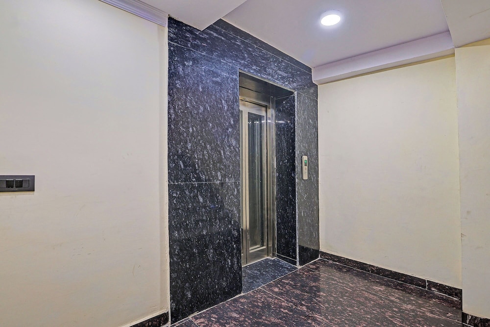 Fabhotel Havenora