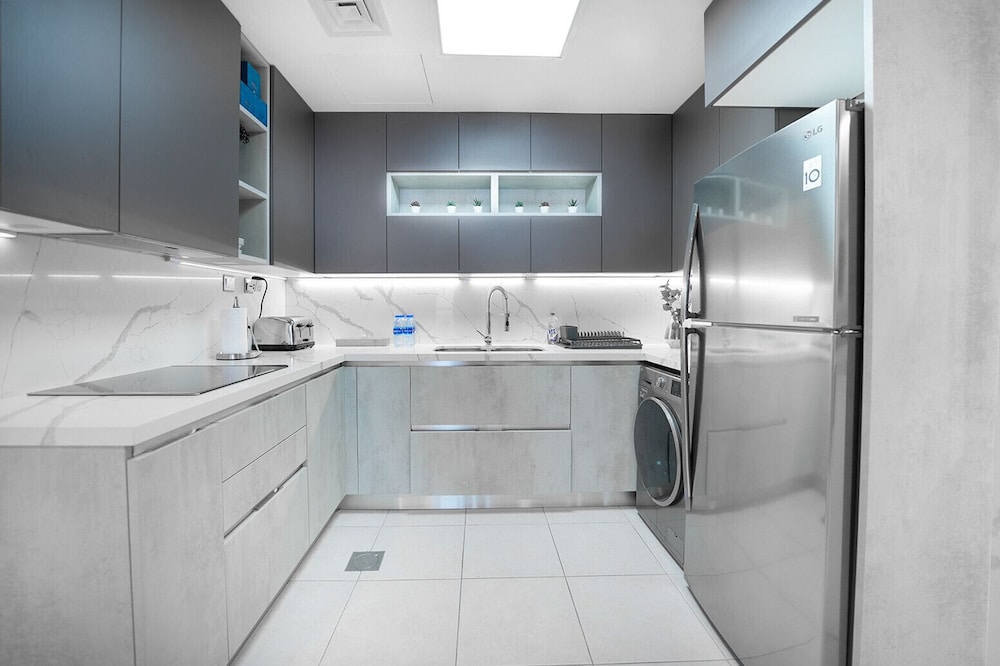 Easygo-skyhigh 2BR Dubai Marina-sea View