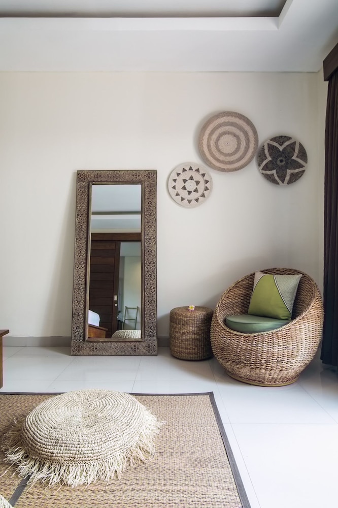 Marijo Villa 2BR Private Pool Mins to Central Ubud