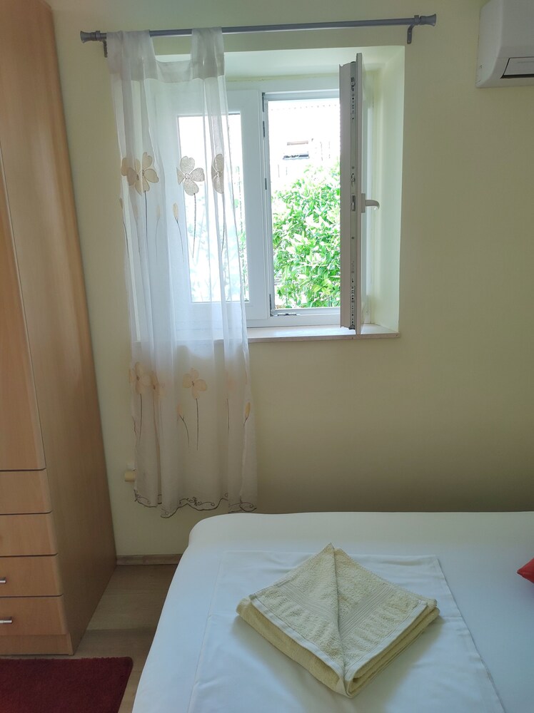 Anna Guesthouse