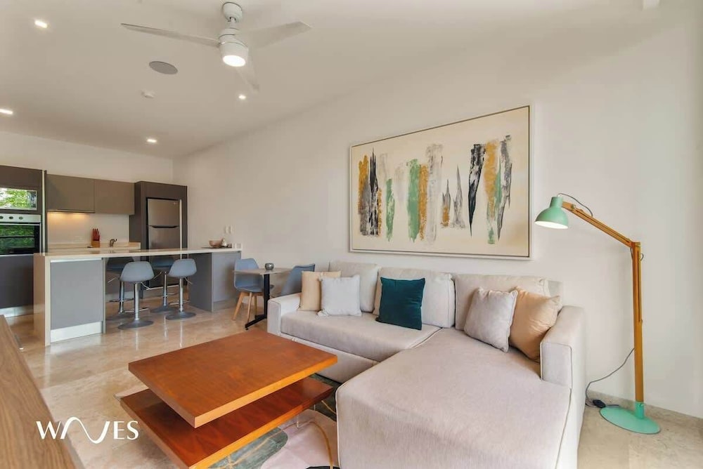 Luminous 1 Br. Steps Away From the Beach