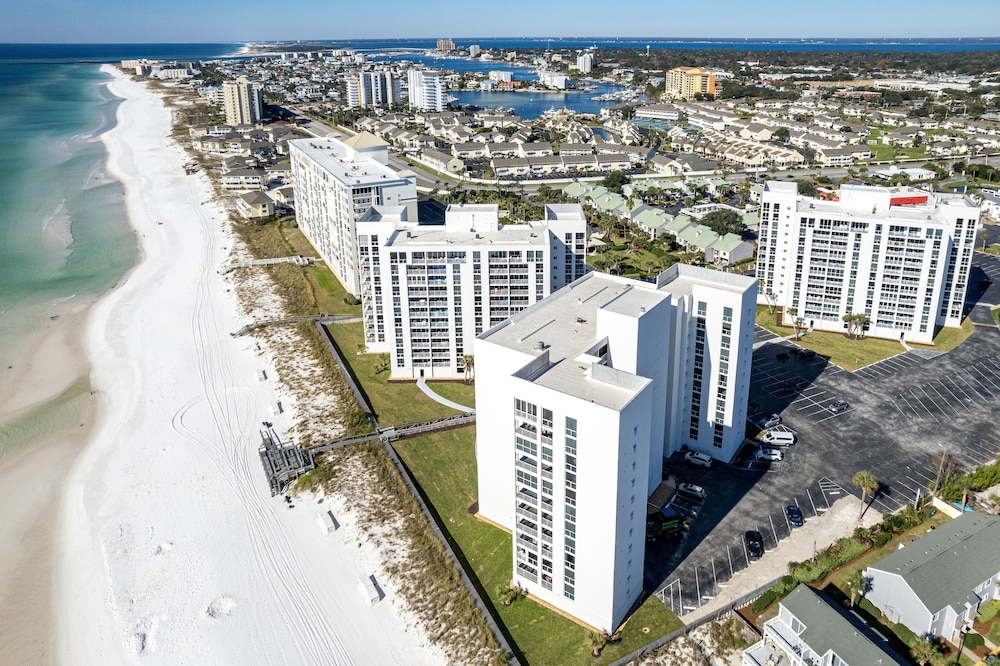Shoreline Towers 2043 2 Bedroom Condo