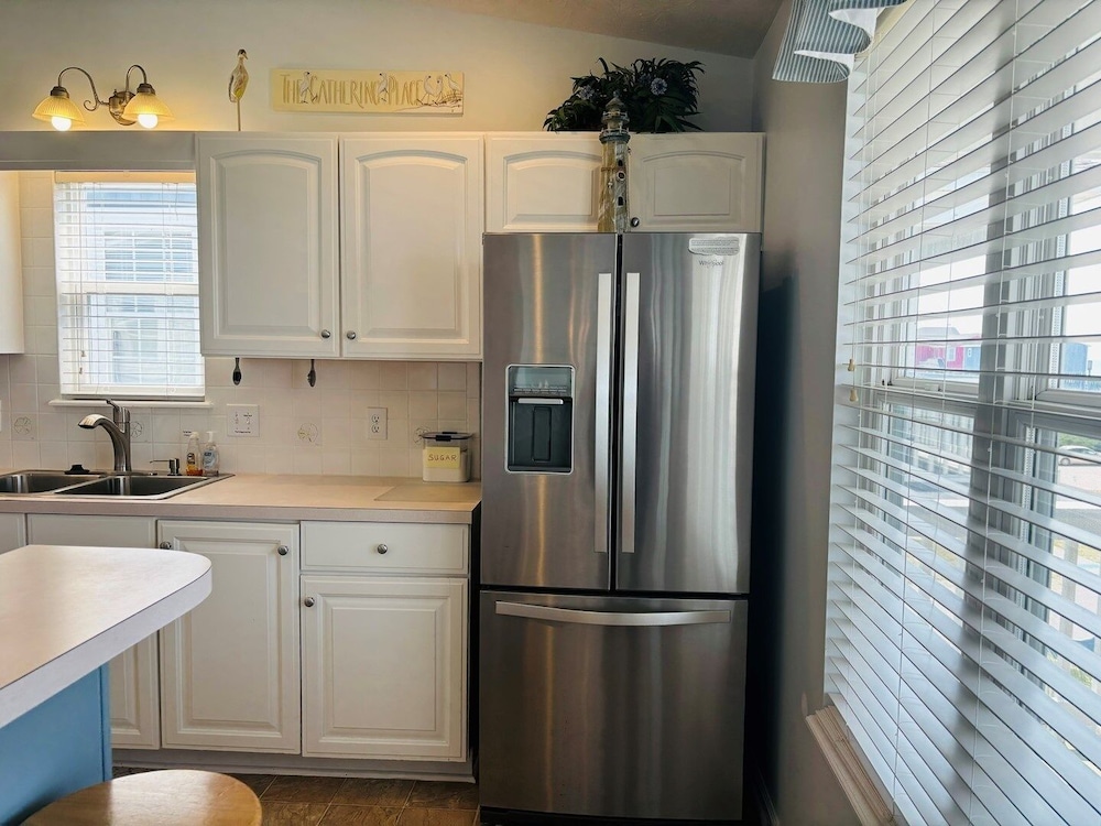 Seascape - 3 Br Home