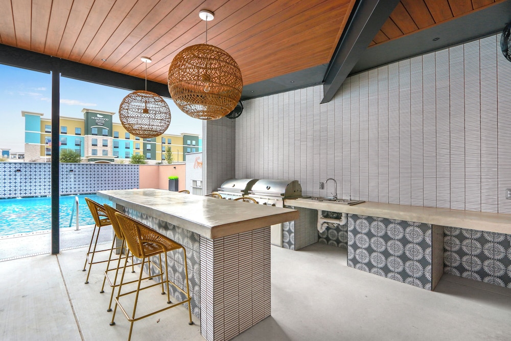 Modern Hill Country Condo for 4 w/ Resort Perks!