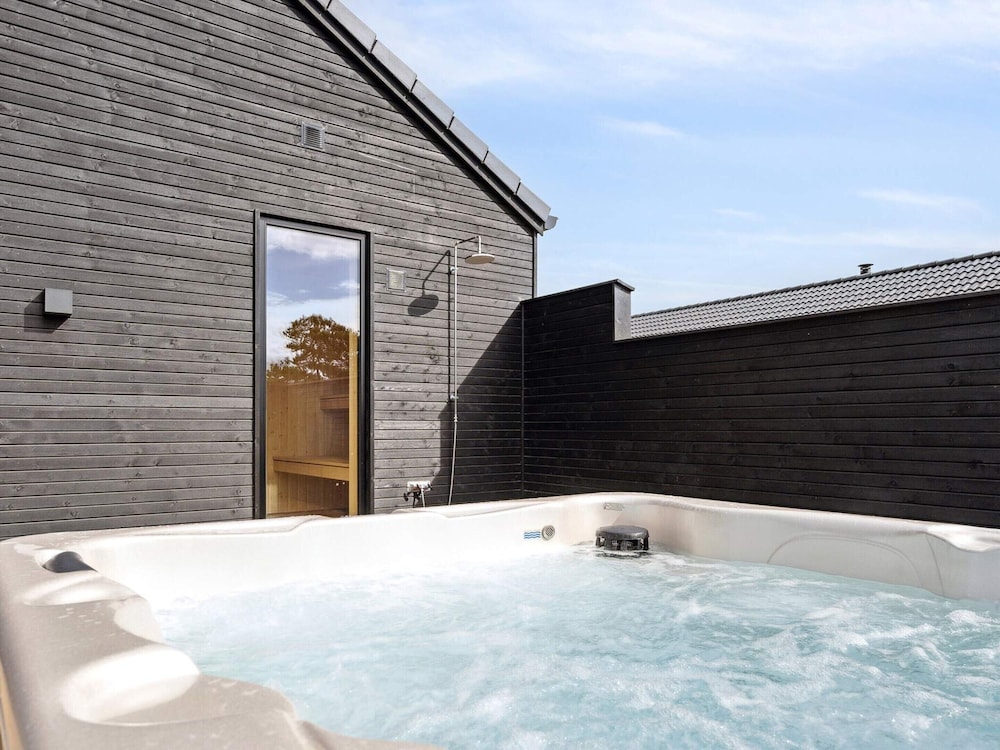 5 Star Holiday Home in Lokken