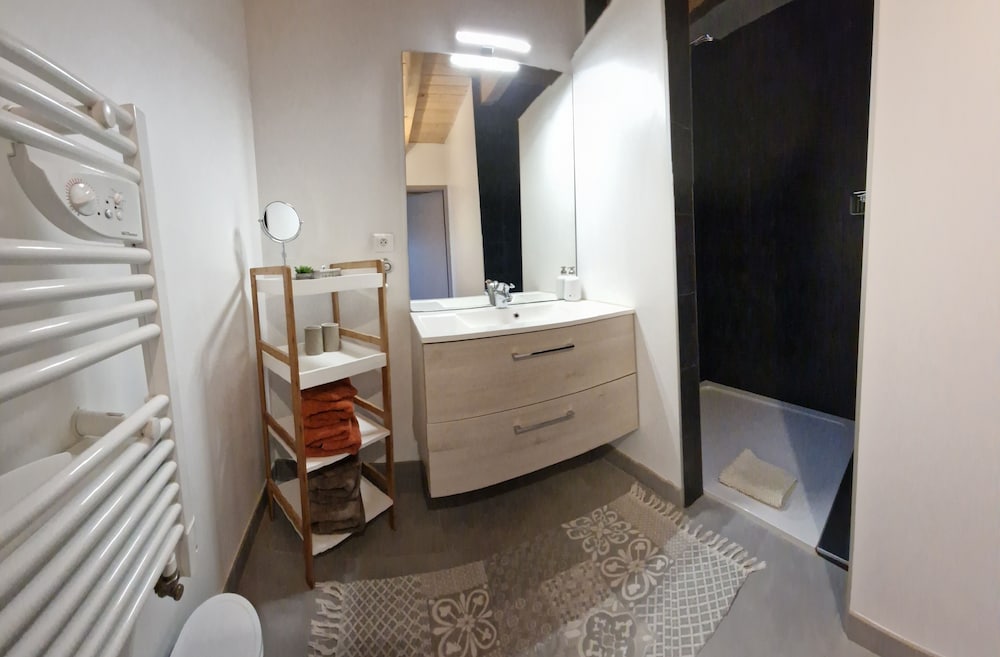 Photo 35
