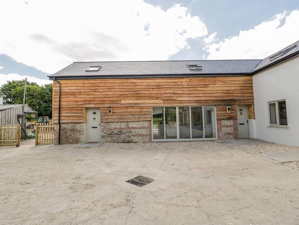 Threshing Barn