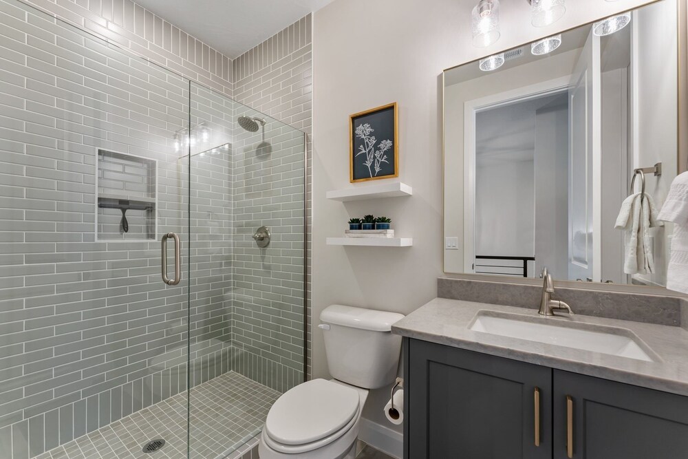 Canyon Country Oasis 6 Bedroom Townhouse