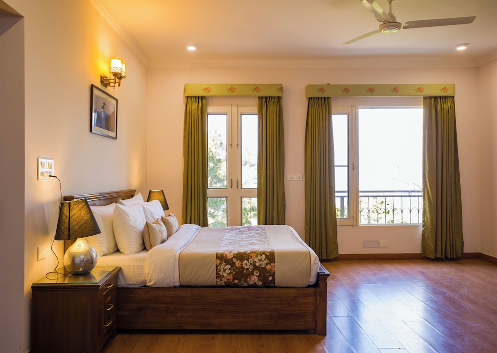Alaya Stays Captains Nest 3 BHK Retreat With Garden & Scenic Views