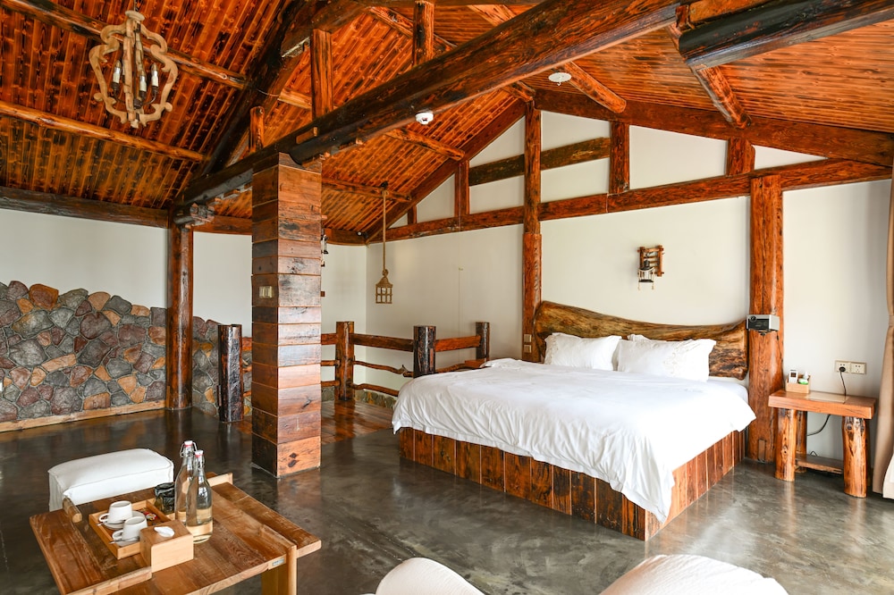 No.5 Valley Lodge