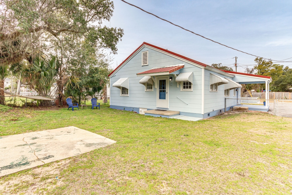 Charming Coastal Pensacola Home 1 Mi to Palafox St