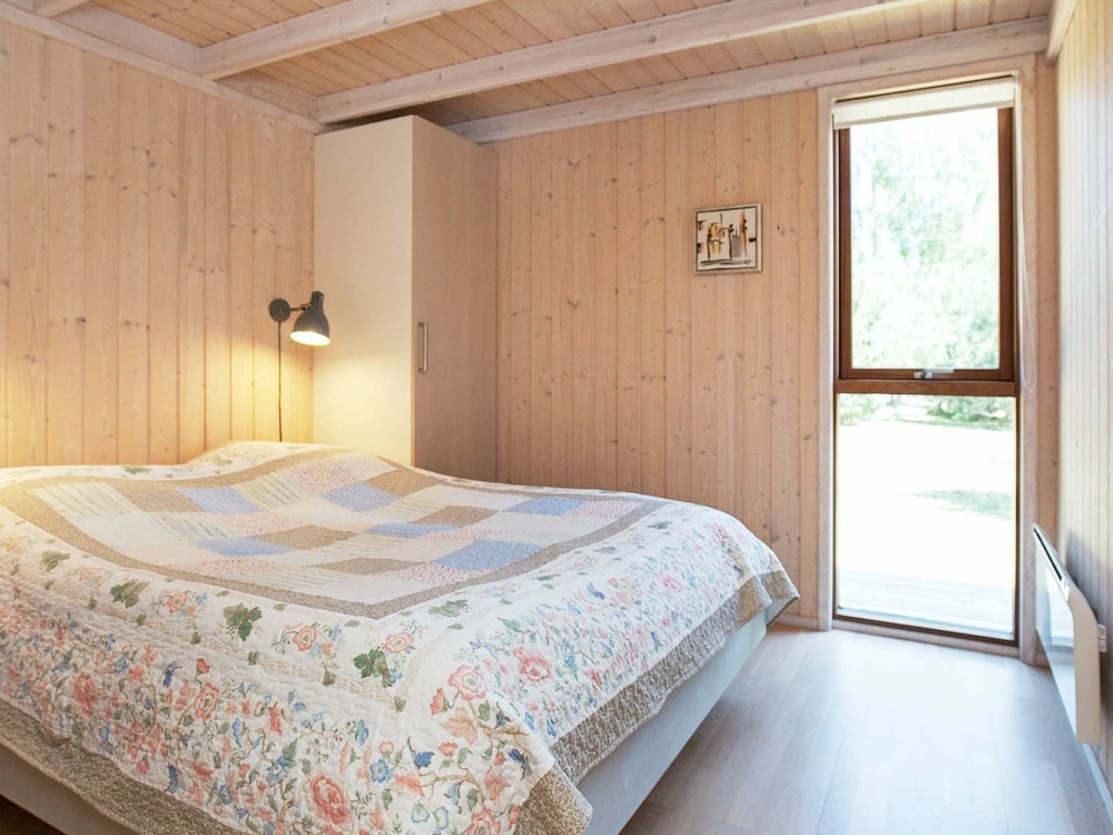 Cozy Cottage in Rørvig near Beach view 2