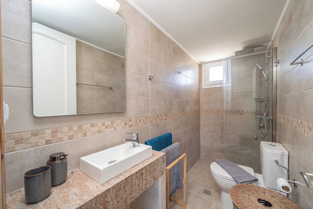 Sandoa Residence