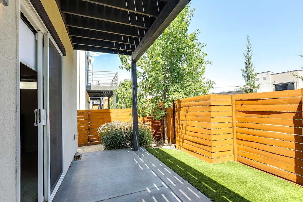 Reno Vacations - Midtown Reno Vacation Rental < 2 Mi to Downtown! - Property Image 11