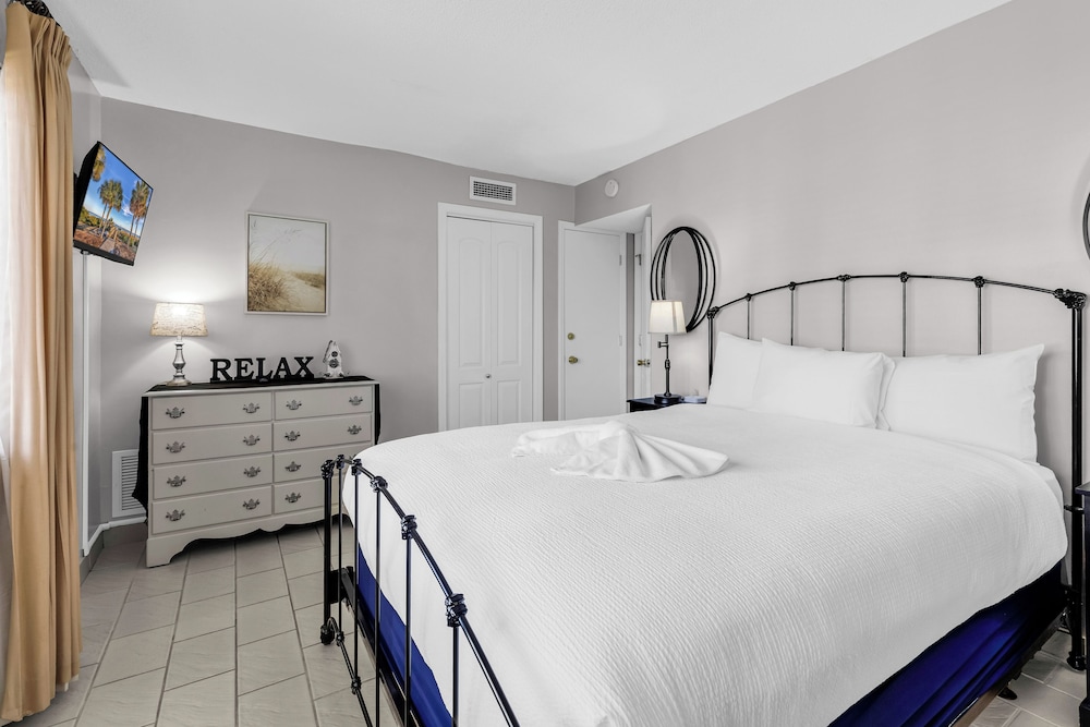 Palms Resort Condos