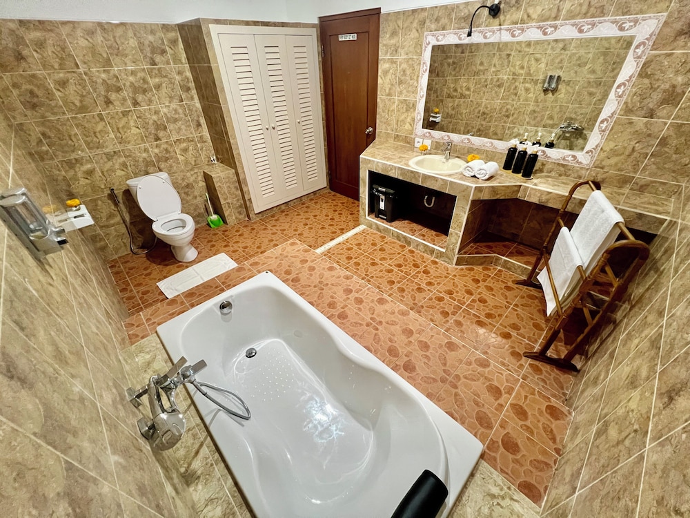 Villa Tiga Naga Sanur