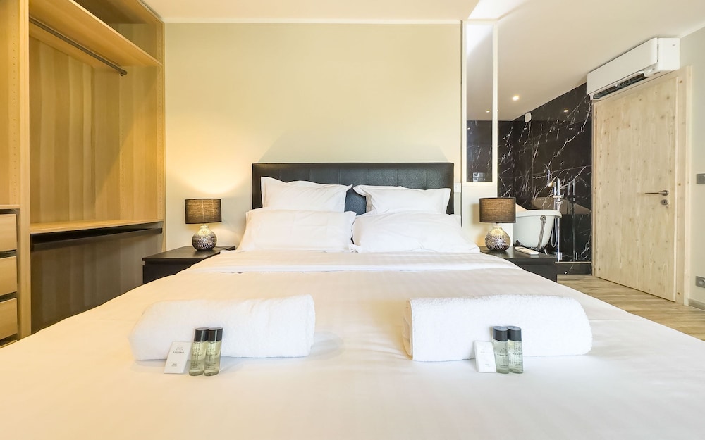 Le First in Cannes With 2 Bedrooms and 2 Bathrooms