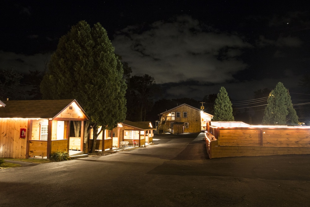 King Hendrick Motel