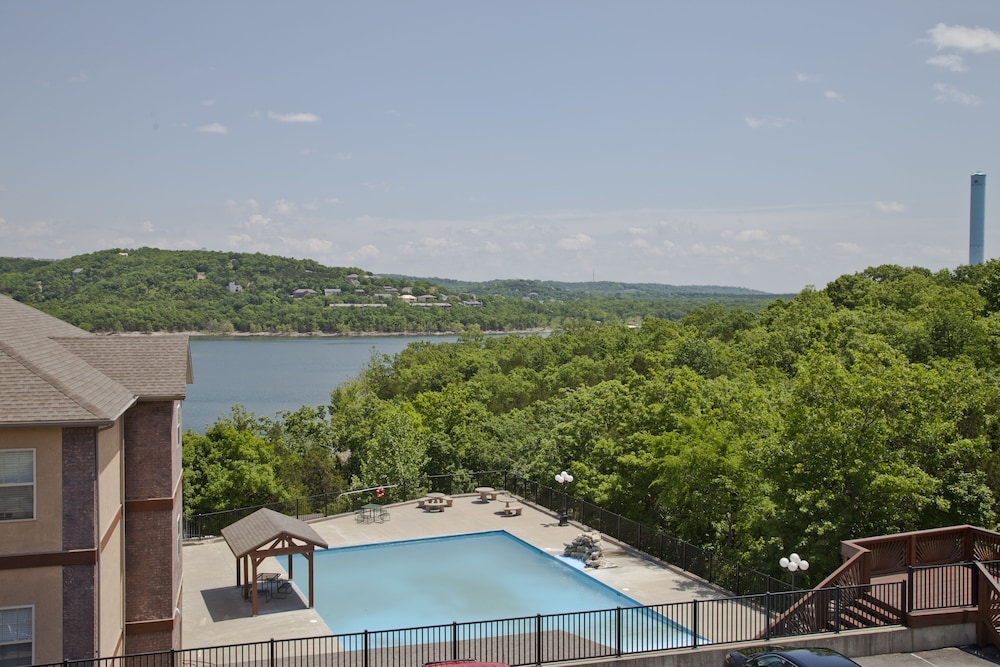 Rockwood Resort