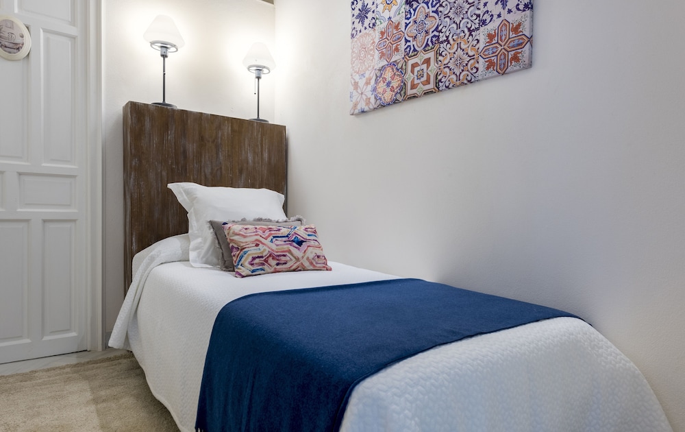 Genteel Home Galera I view 2