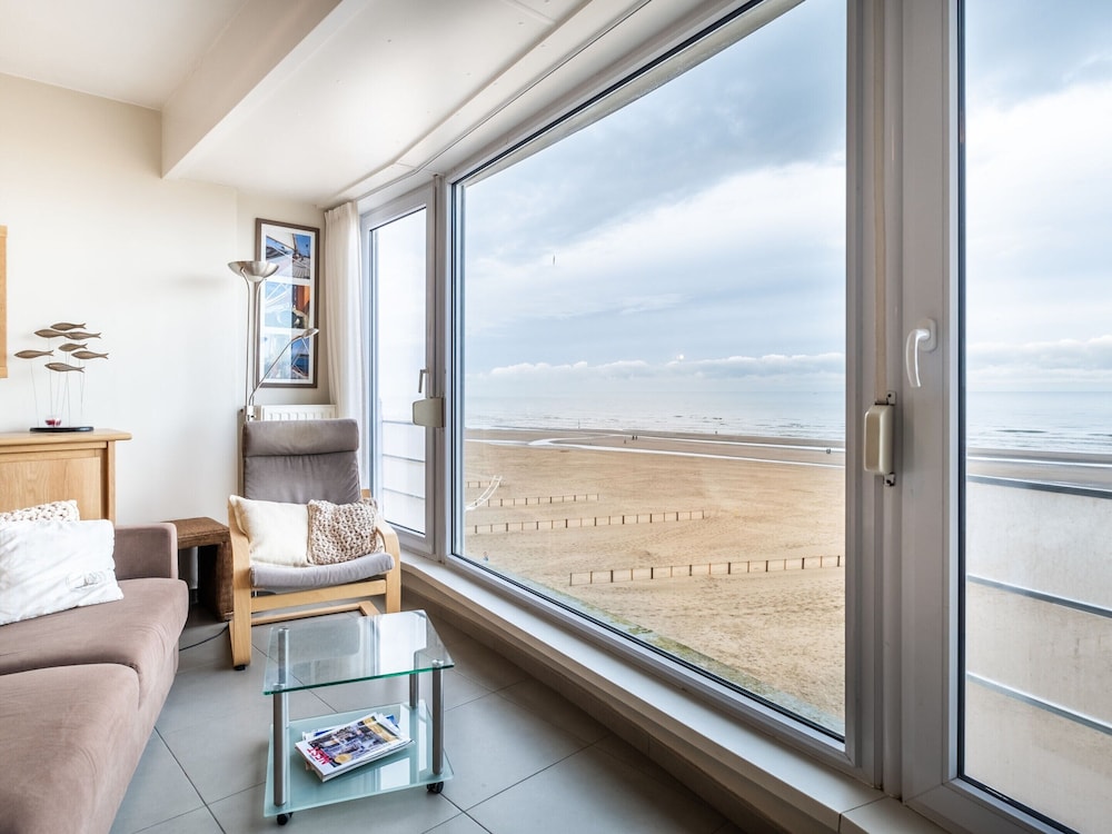 Apartment in Belgium Near St-andre Dunes