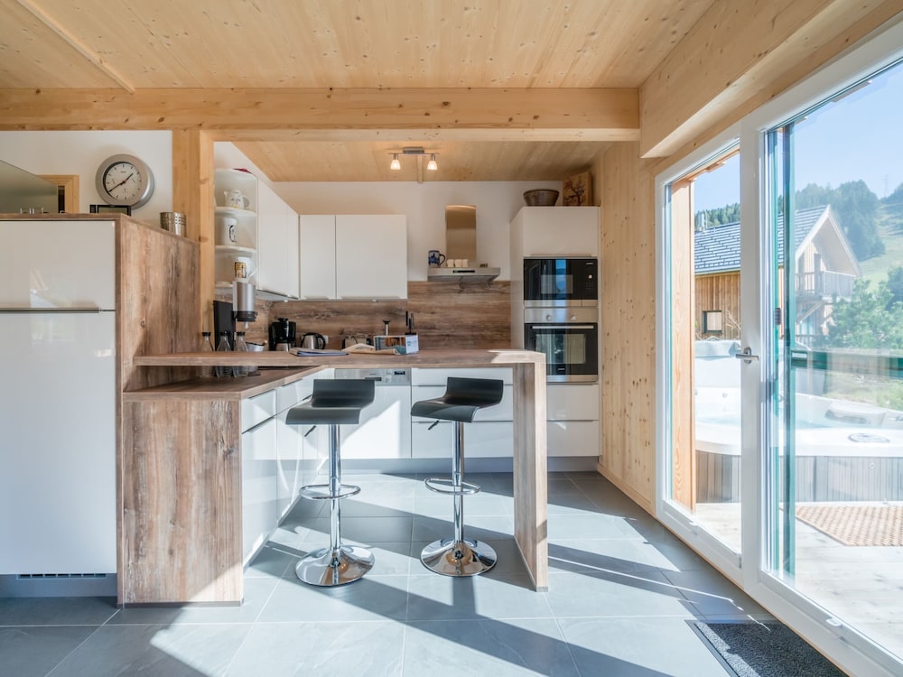 Superior Chalet With Whirlpool view 4